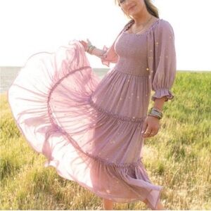 ▫️Ivy City Starry Night Tiered Dress in Sand